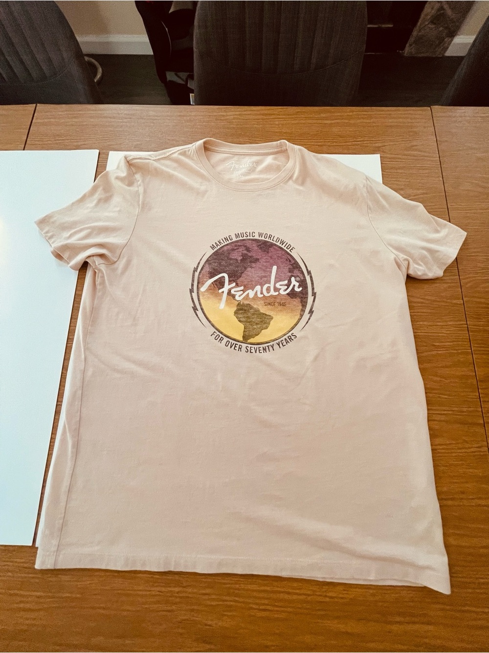 Fender Men's Beige Short-Sleeve Graphic Tee with Sunset Globe